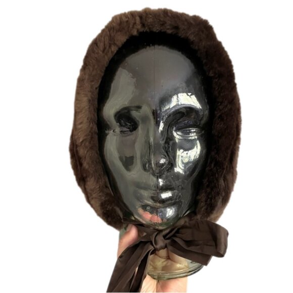 Vintage Dark Chocolate Brown Fur Bonnet Hat - O/S - Picture 3 of 7